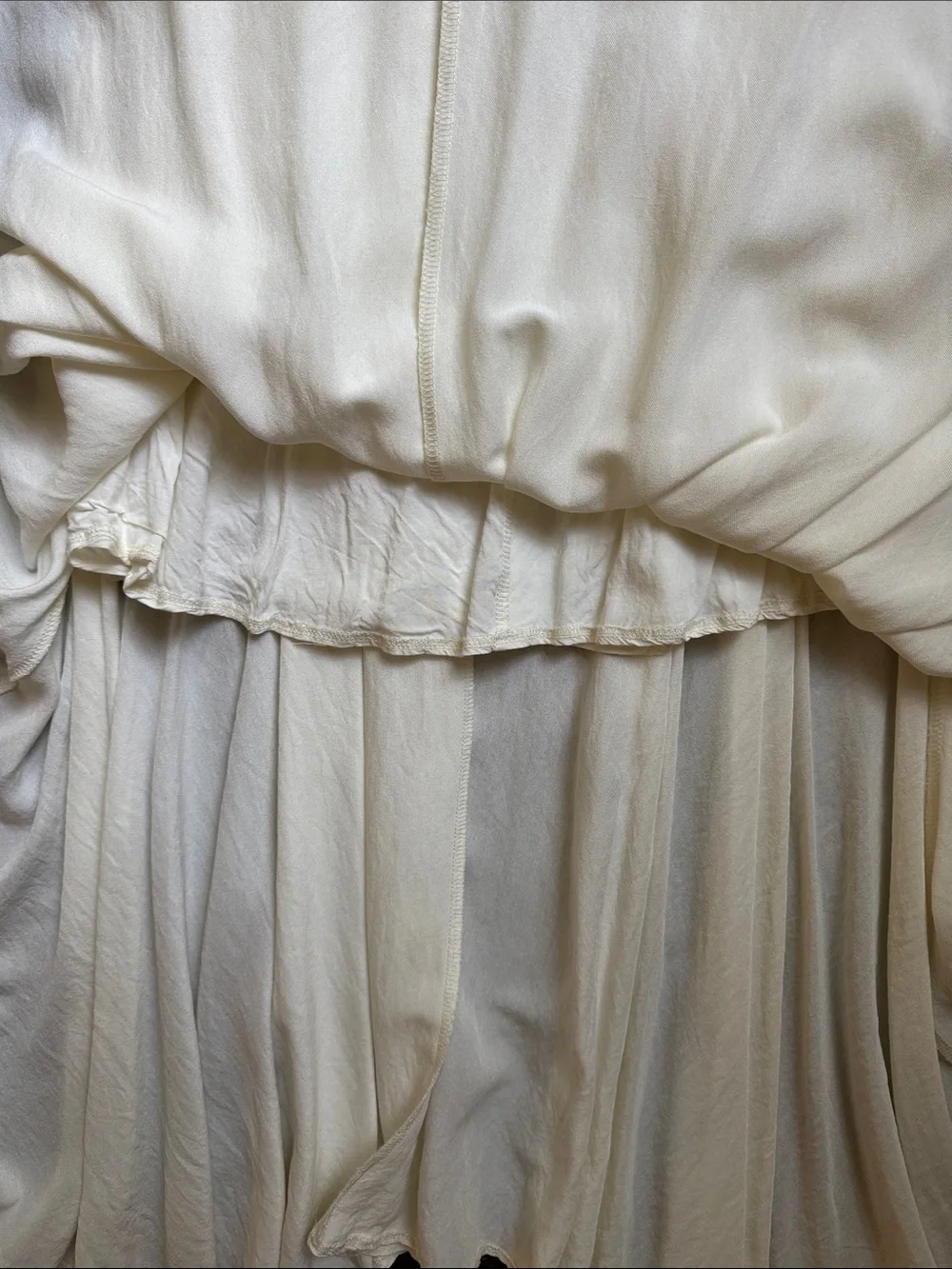 Mable Off White Pleated Midi Skirt w. Pockets